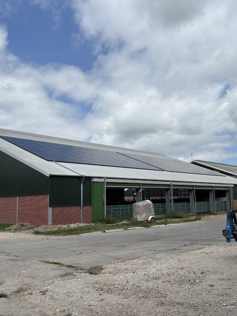 Vernieuwde zonnestroominstallatie in Lambertschaag bestaand uit 160 zonnepanelen